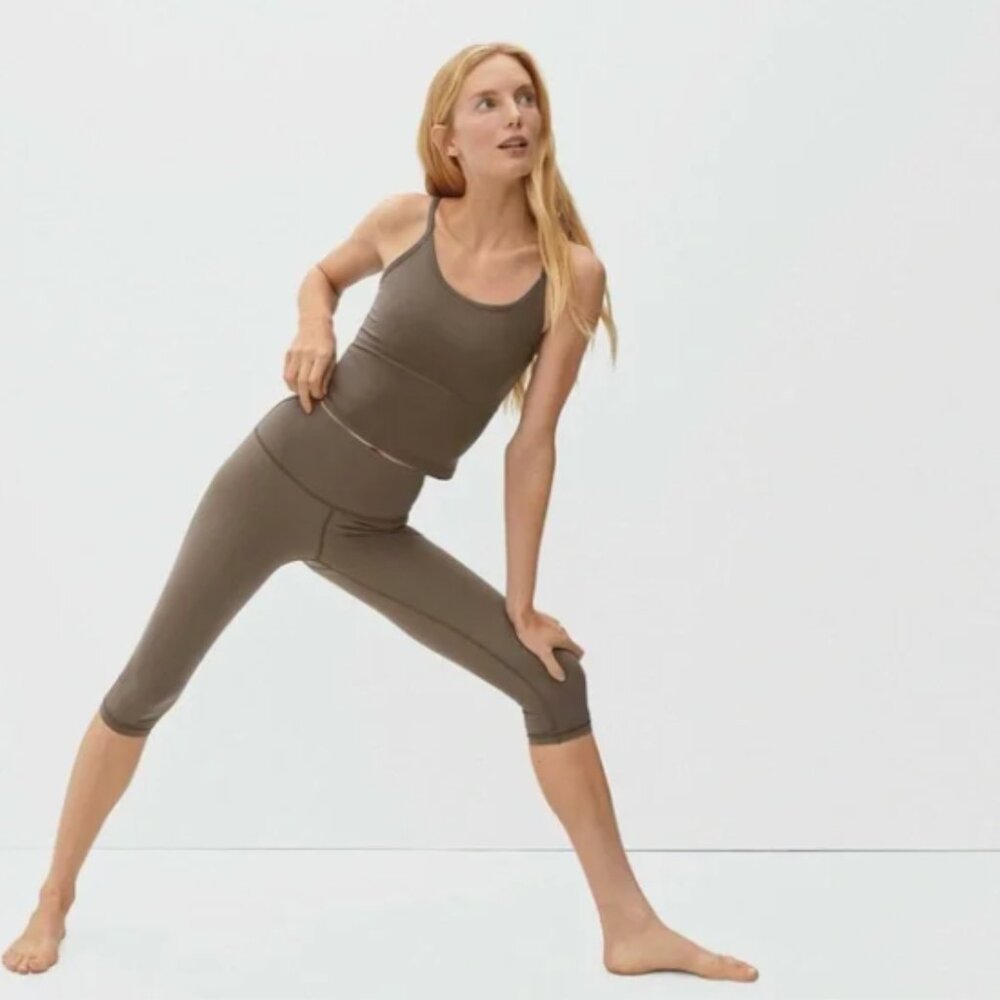 Everlane The Perform Cami with Built-in Bra